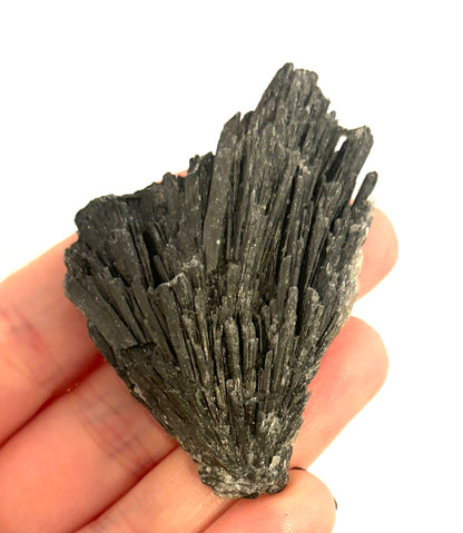 Black Kyanite Raw (Brazil)